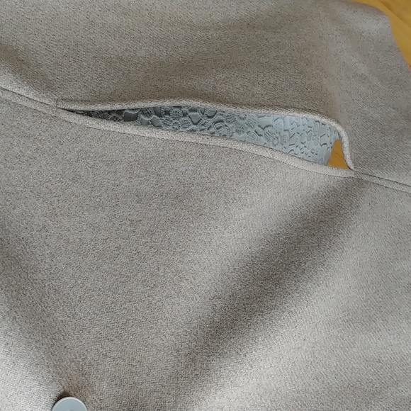 Wool cape taupe by Stile Benetton NWOT - Picture 12 of 14